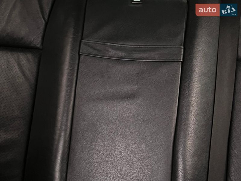 Седан Mercedes-Benz E-Class 2000 в Хмельницком