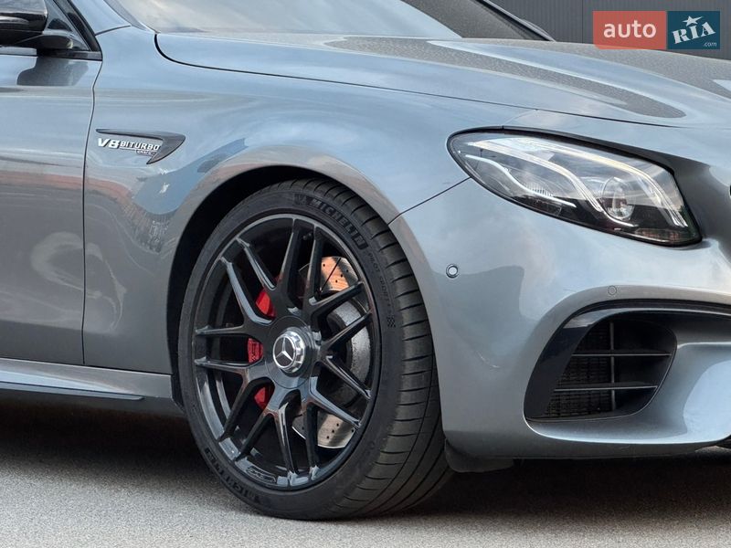 Седан Mercedes-Benz E-Class 2017 в Киеве