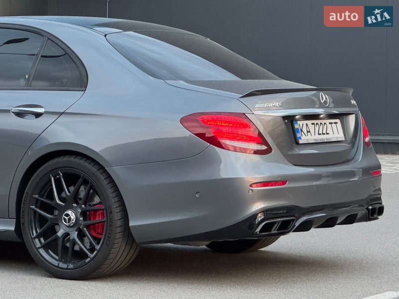 Седан Mercedes-Benz E-Class 2017 в Киеве