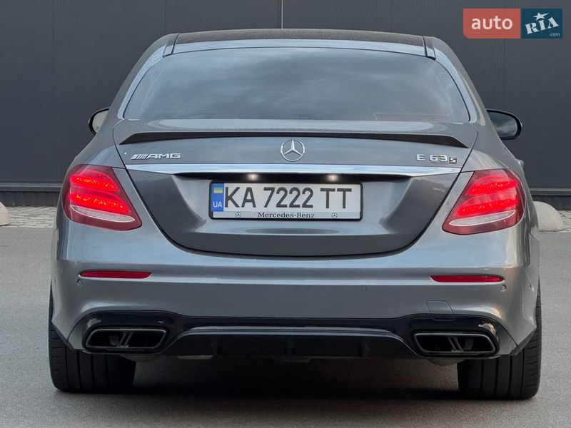 Седан Mercedes-Benz E-Class 2017 в Киеве