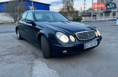 Седан Mercedes-Benz E-Class 2002 в Днепре