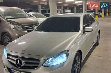 Седан Mercedes-Benz E-Class 2013 в Львове