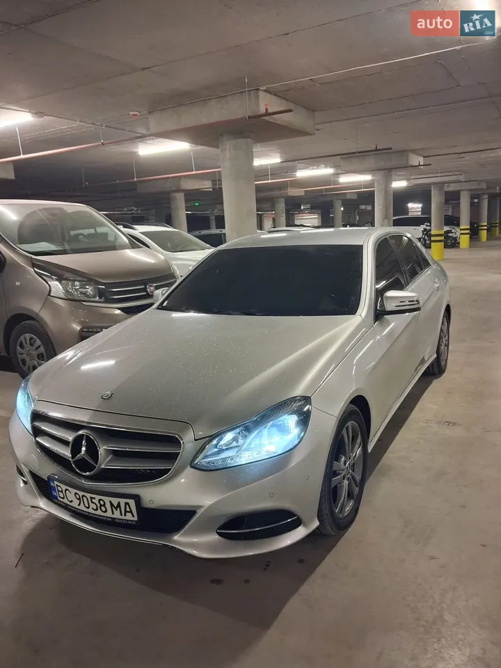 2012 Mercedes-Benz E-klasse - мініатюра 10