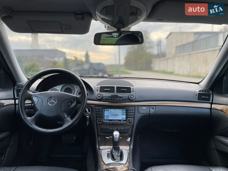 Седан Mercedes-Benz E-Class 2006 в Стрые фото 73 Седан Mercedes-Benz E-Class 2006 в Стрые
