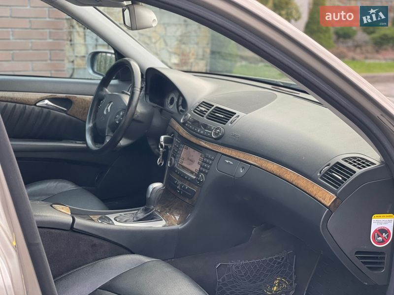 Седан Mercedes-Benz E-Class 2006 в Стрые фото 77 Седан Mercedes-Benz E-Class 2006 в Стрые