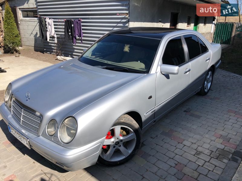 Mercedes-Benz E-Class 1997