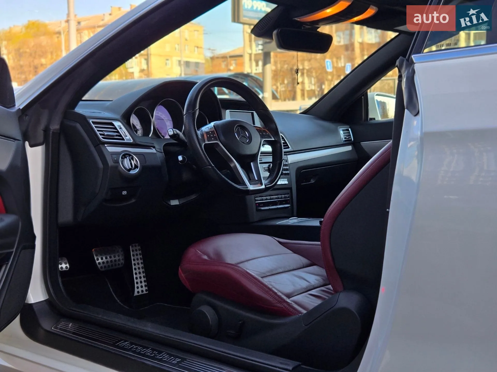 2013 Mercedes-Benz E-klasse - мініатюра 16