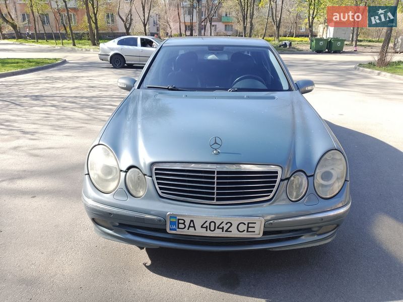 Mercedes-Benz E-Class 2004