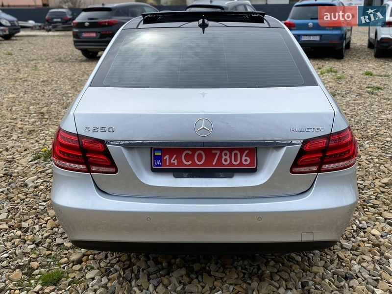 Седан Mercedes-Benz E-Class 2013 в Самборі