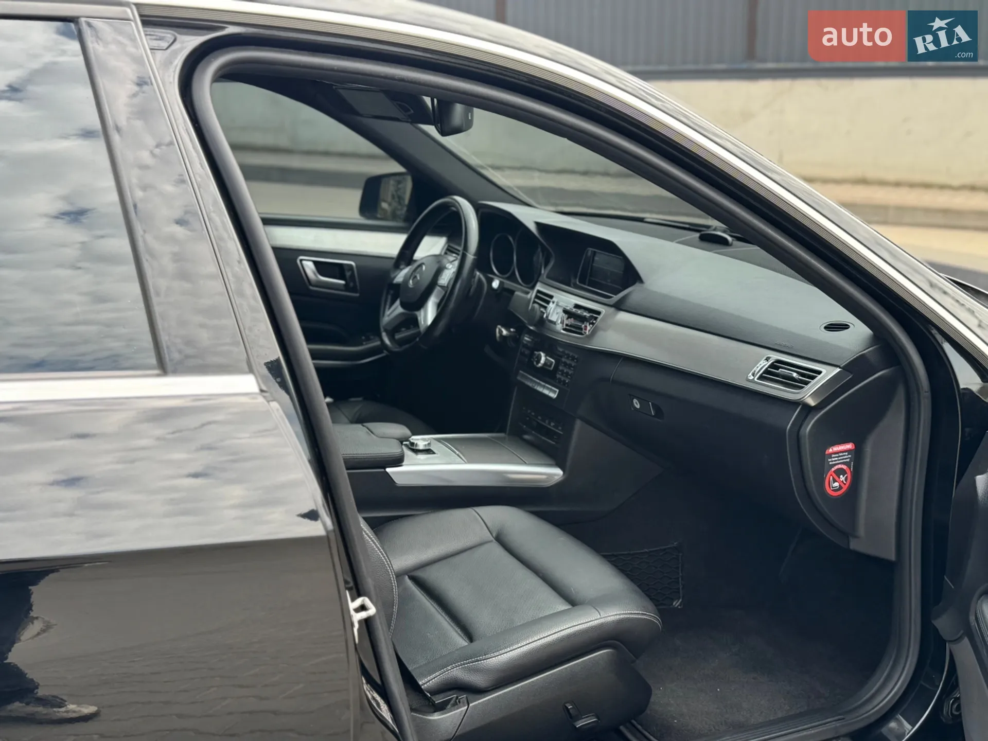 2013 Mercedes-Benz E-klasse - мініатюра 36