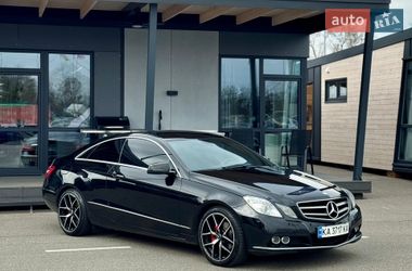Купе Mercedes-Benz E-Class 2011 в Киеве