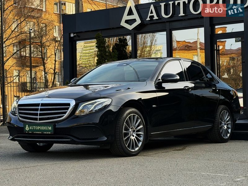 Седан Mercedes-Benz E-Class 2016 в Киеве