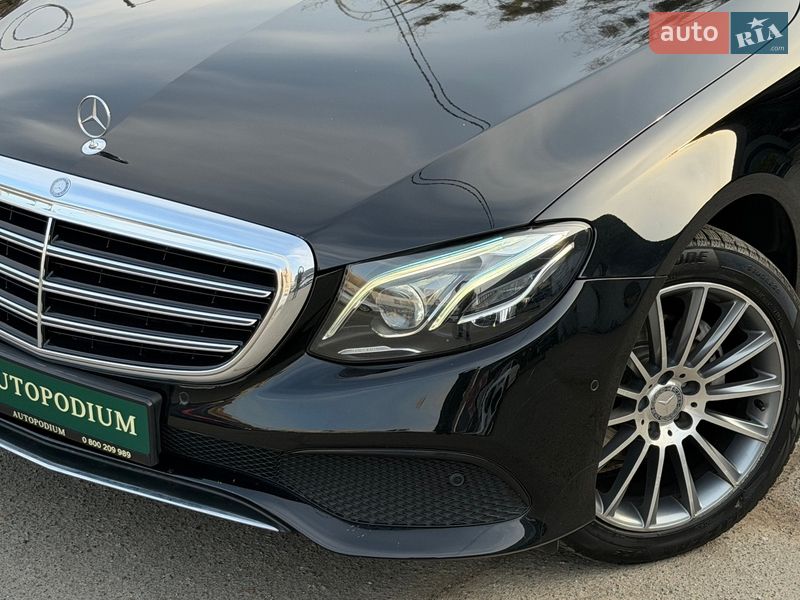 Седан Mercedes-Benz E-Class 2016 в Киеве