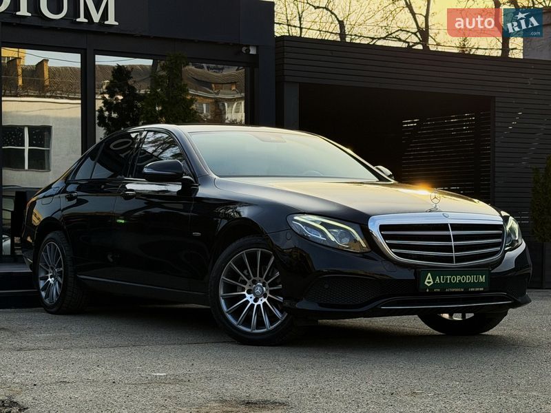 Седан Mercedes-Benz E-Class 2016 в Киеве