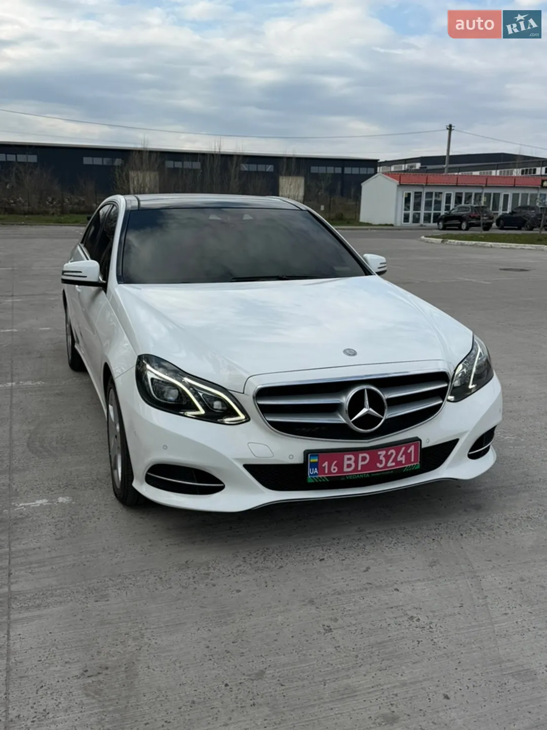2014 Mercedes-Benz E-klasse - фото 1