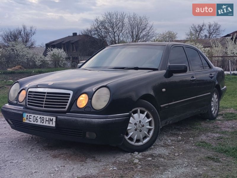 Mercedes-Benz E-Class 1997