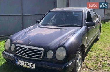 Седан Mercedes-Benz E-Class 1996 в Кременчуці