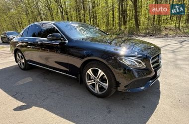Седан Mercedes-Benz E-Class 2018 в Києві