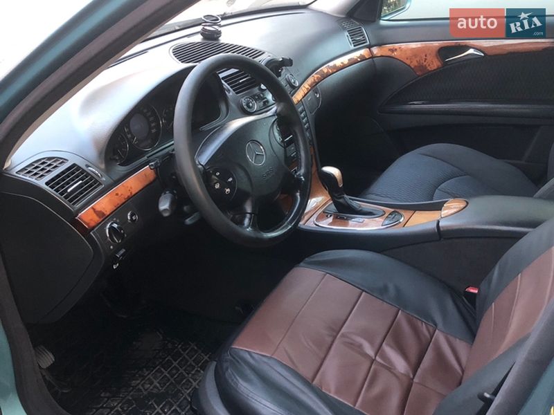 Седан Mercedes-Benz E-Class 2002 в Вінниці