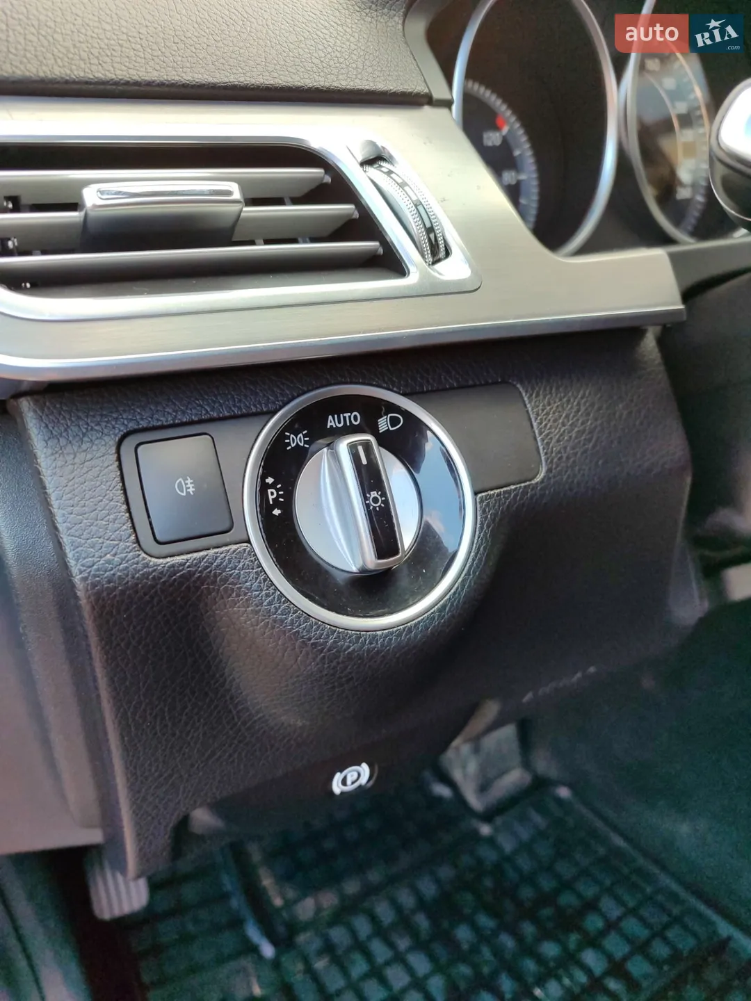2015 Mercedes-Benz E-klasse - мініатюра 37