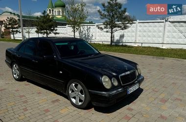 Седан Mercedes-Benz E-Class 1998 в Ізмаїлі