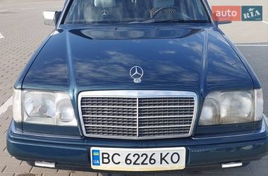 Седан Mercedes-Benz E-Class 1995 в Дрогобыче