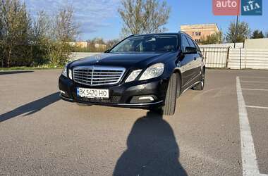 Универсал Mercedes-Benz E-Class 2010 в Ровно