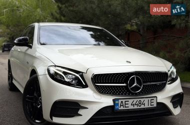 Седан Mercedes-Benz E-Class 2017 в Днепре