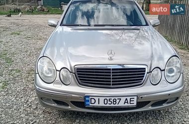 Седан Mercedes-Benz E-Class 2003 в Сторожинці