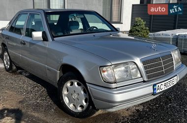 Седан Mercedes-Benz E-Class 1994 в Луцьку