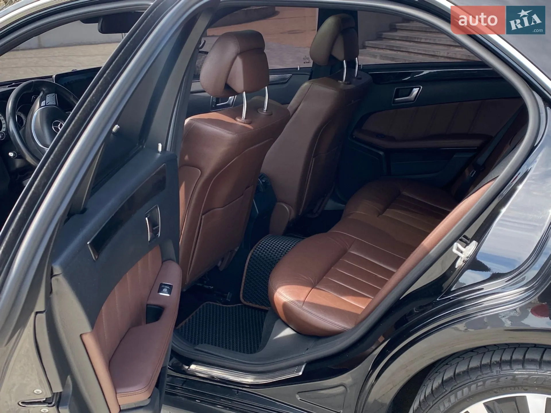 2013 Mercedes-Benz E-klasse - мініатюра 30