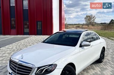 Седан Mercedes-Benz E-Class 2016 в Львові