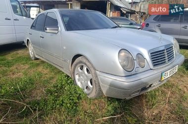 Седан Mercedes-Benz E-Class 1997 в Ивано-Франковске