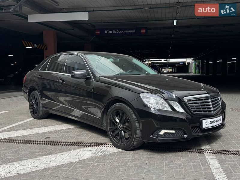 Mercedes-Benz E-Class 2009