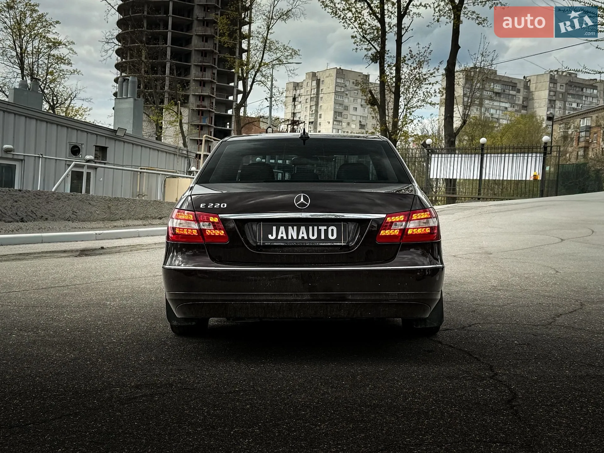 2011 Mercedes-Benz E-klasse - мініатюра 4