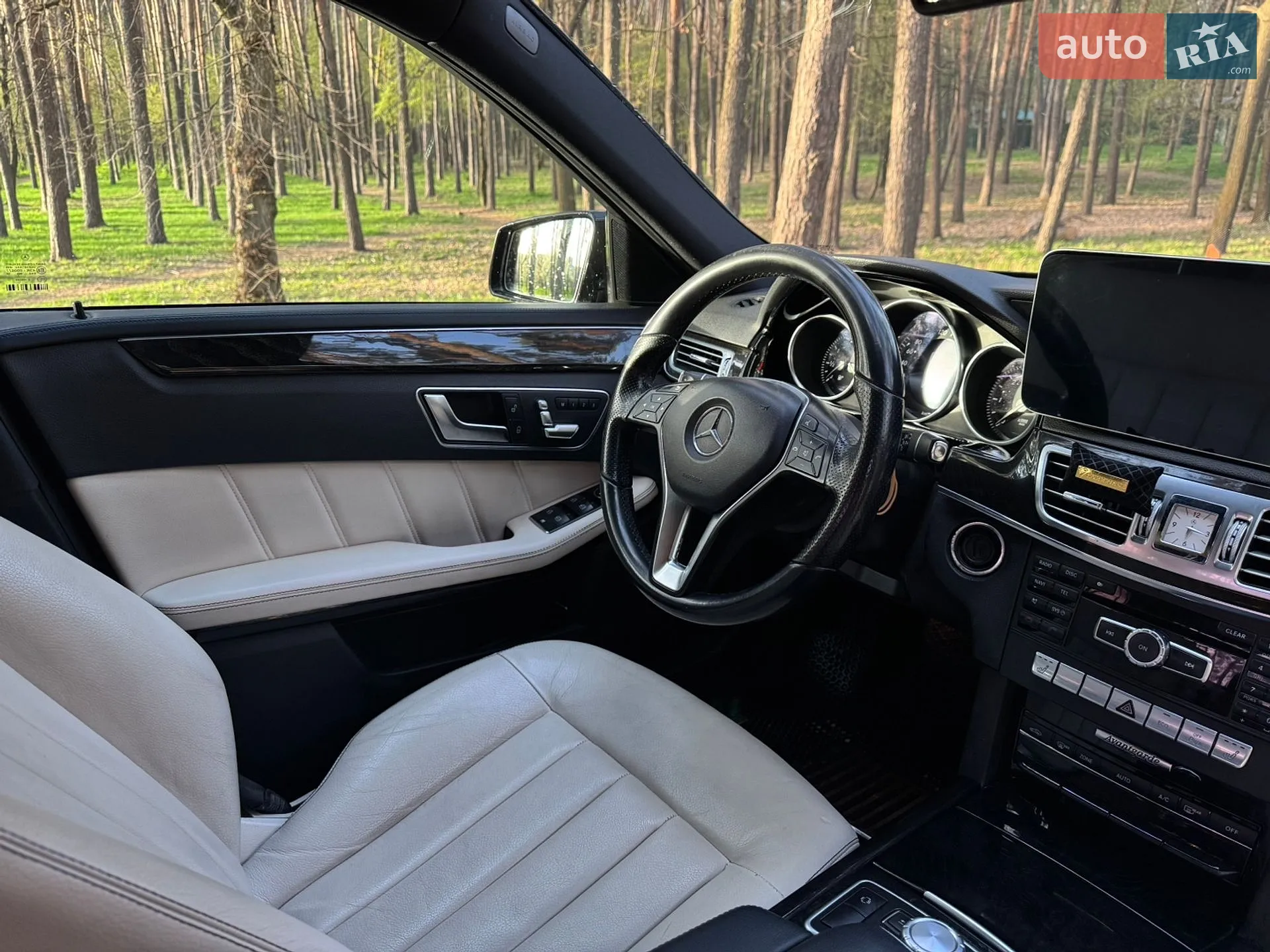 2012 Mercedes-Benz E-klasse - мініатюра 12