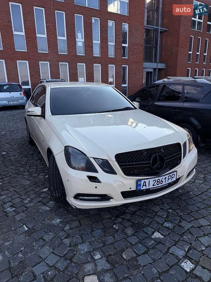 2010 Mercedes-Benz E-klasse - мініатюра 30