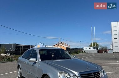 Седан Mercedes-Benz E-Class 2007 в Чернівцях