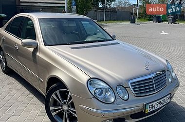 Седан Mercedes-Benz E-Class 2002 в Одессе