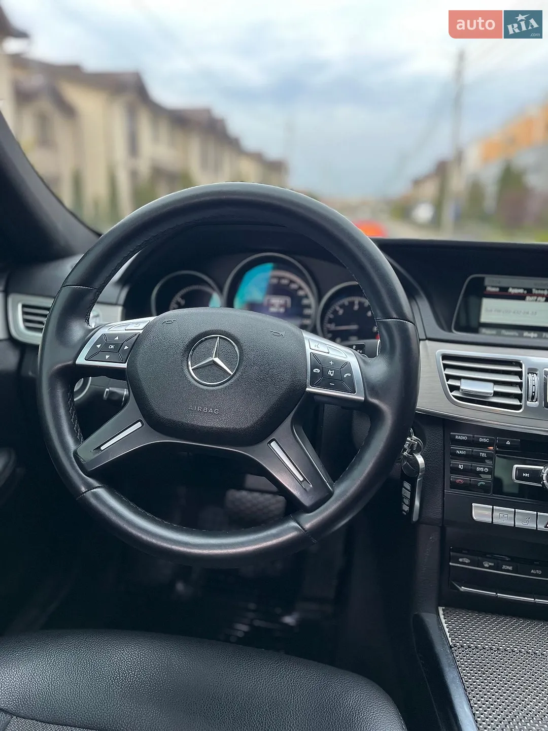 2013 Mercedes-Benz E-klasse - мініатюра 11