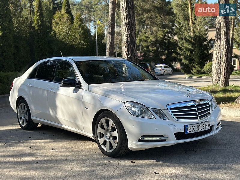 Mercedes-Benz E-Class 2012