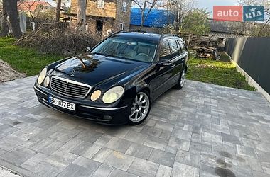 Универсал Mercedes-Benz E-Class 2004 в Буче