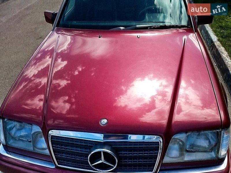 Mercedes-Benz E-Class 1995