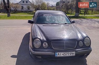 Седан Mercedes-Benz E-Class 2000 в Гребенках