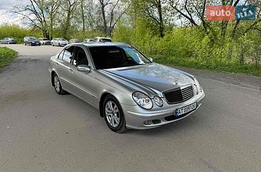 Седан Mercedes-Benz E-Class 2002 в Дніпрі
