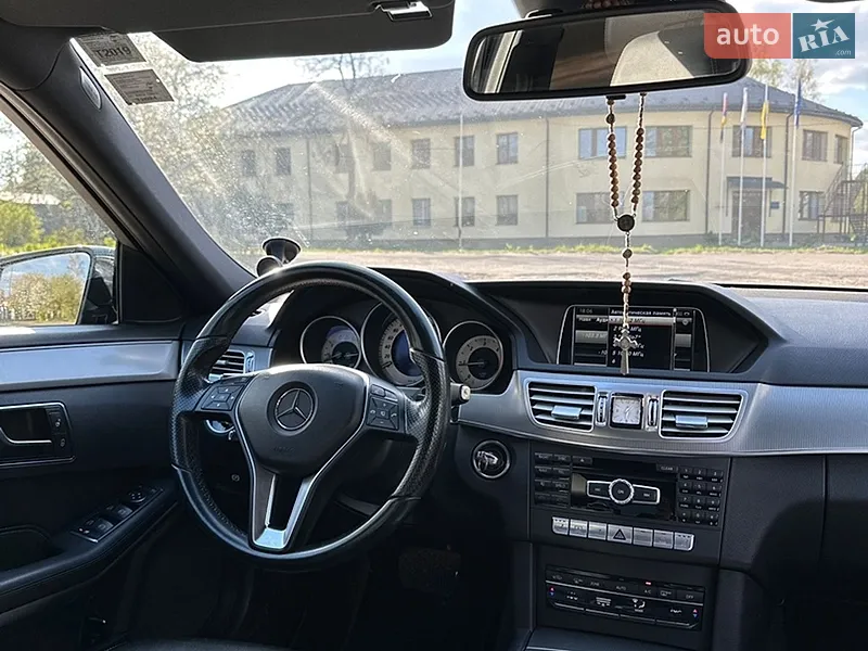 Mercedes-Benz E-Class 2013 VIN WDD2120021A936842 фото оголошення 21 з 57