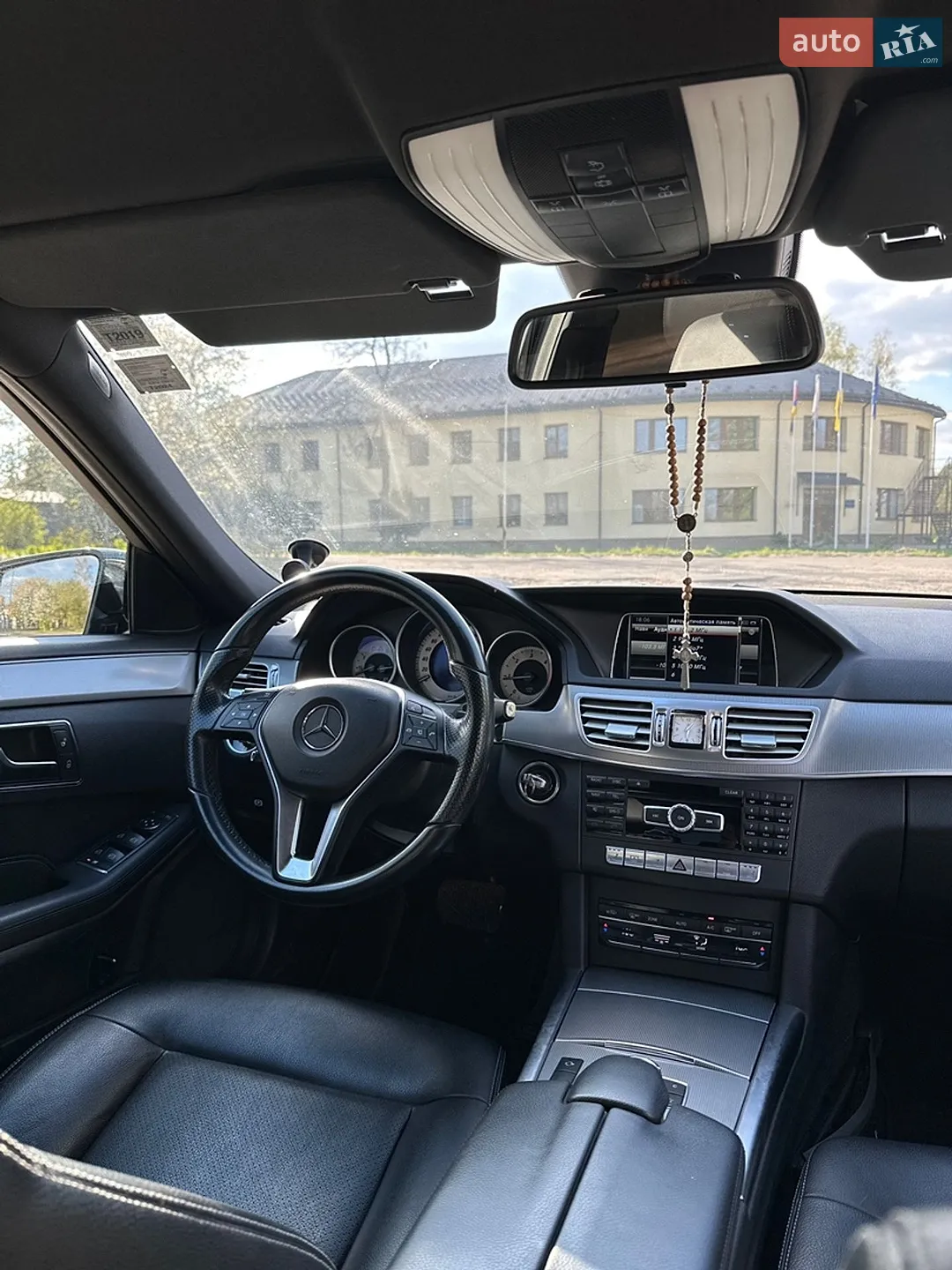 2013 Mercedes-Benz E-klasse - мініатюра 21