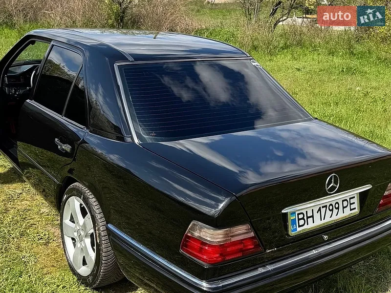 Mercedes-Benz E-Class 1994 VIN WDB1240221J073653 фото оголошення 3 з 40