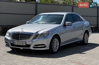Седан Mercedes-Benz E-Class 2009 в Мукачево