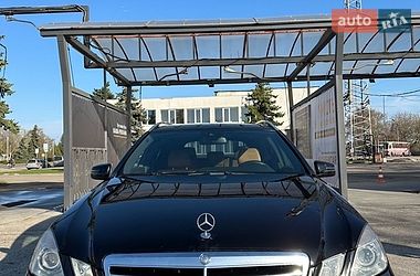 Універсал Mercedes-Benz E-Class 2011 в Лубнах